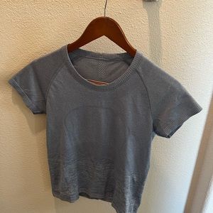 Lululemon Swiftly Tech Short-Sleeve Shirt 2.0 Race Length